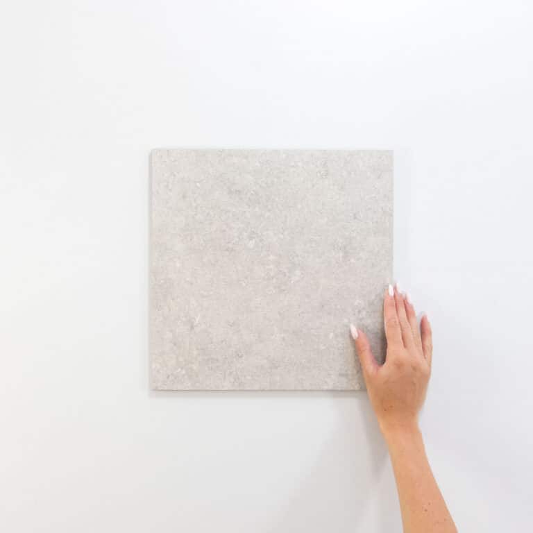 Camilla Silver  Matt P4 – 300×300